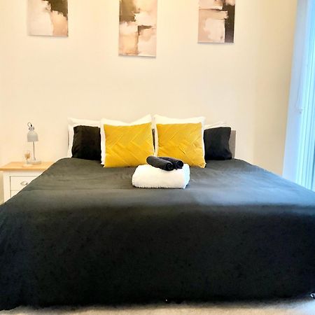 The Parkes A Stylish 3Br House, 5 Mins From Central Birmingham Close To The Edgbaston Stadium, The Hippodrome, Uob, Aston And Bcu, China Town, Kings Heath Bhx Airport And Much More エクステリア 写真