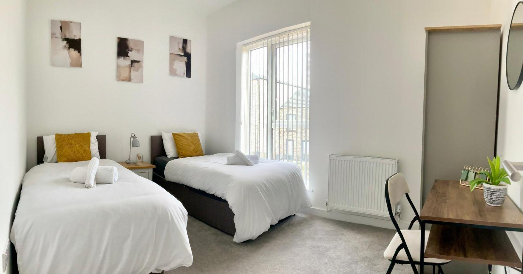 The Parkes A Stylish 3Br House, 5 Mins From Central Birmingham Close To The Edgbaston Stadium, The Hippodrome, Uob, Aston And Bcu, China Town, Kings Heath Bhx Airport And Much More エクステリア 写真