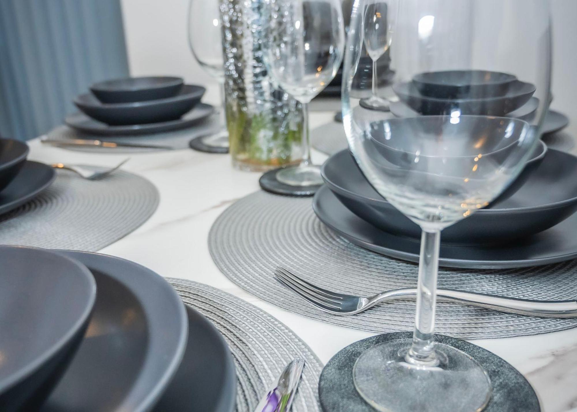 The Parkes A Stylish 3Br House, 5 Mins From Central Birmingham Close To The Edgbaston Stadium, The Hippodrome, Uob, Aston And Bcu, China Town, Kings Heath Bhx Airport And Much More エクステリア 写真